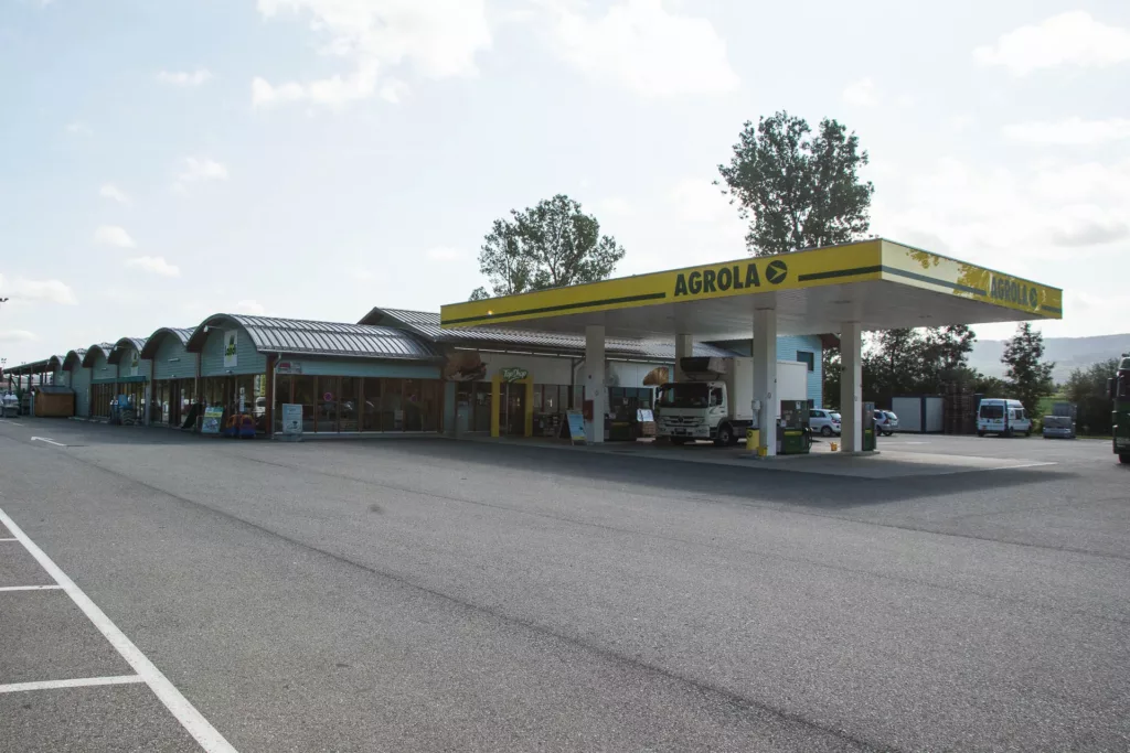 Station Landi-Agrola à Alle